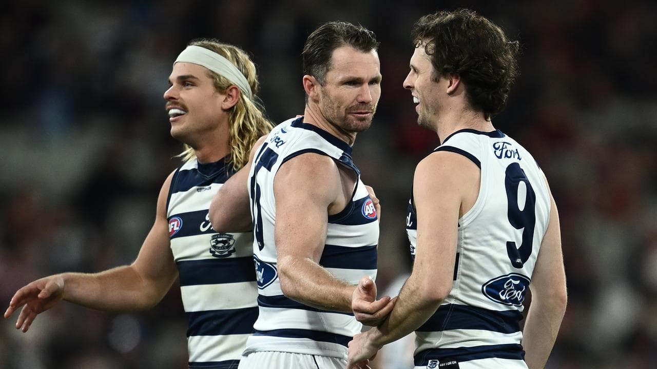 Bailey Smith, Patrick Dangerfield and Max Holmes