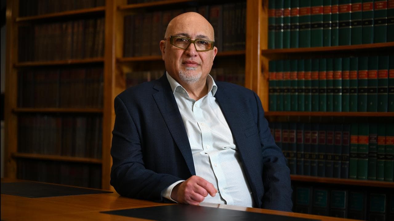 Kambiz Razmara, Australian Iranian Society of Victoria vice-president