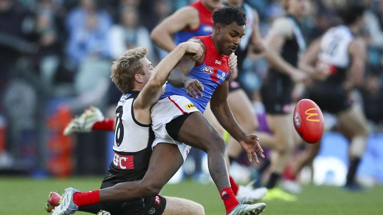 (L-R) Jason Horne-Francis and Kysaiah Pickett.