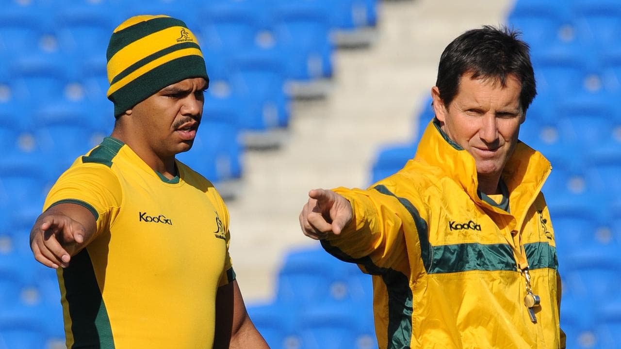 )Wallabies fullback Kurtley Beale (left