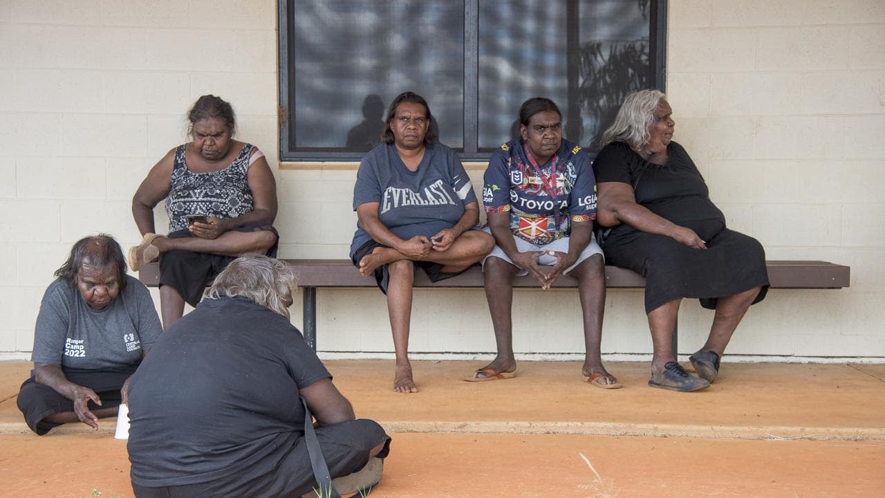 Yuendumu community members.