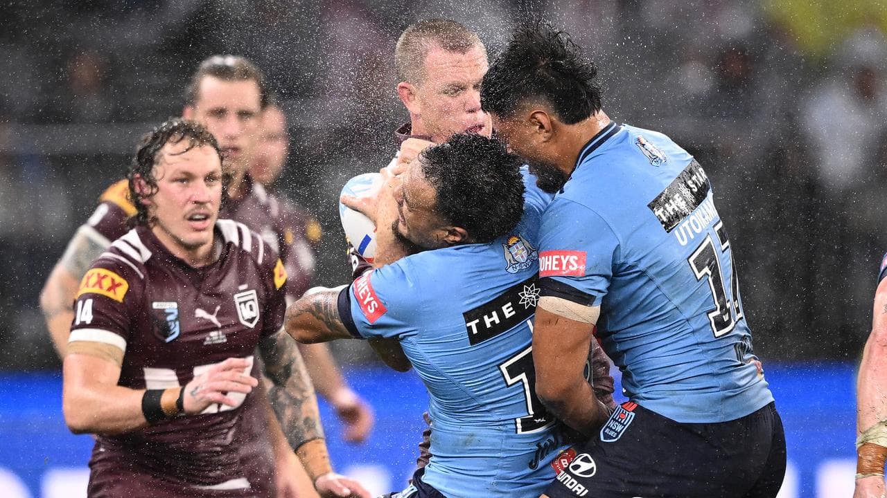 (L-R) Lindsay Collins, Spencer Leniu and Stefano Utoikamanu.