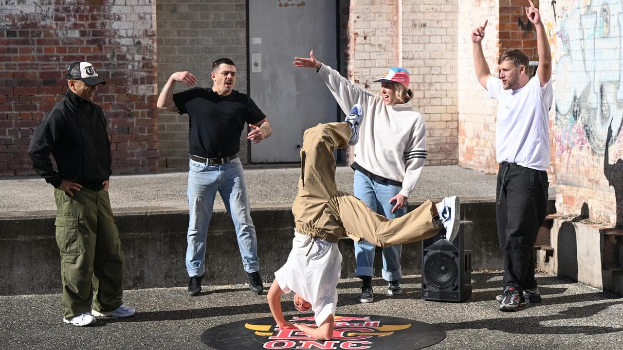 Magdalena Vasquez “Bgirl Mags” (centre) performing