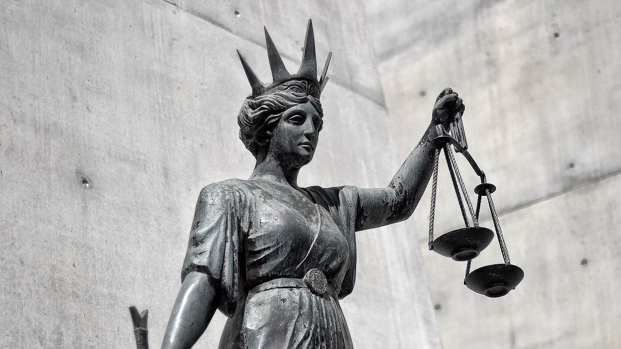 Statue of lady justice