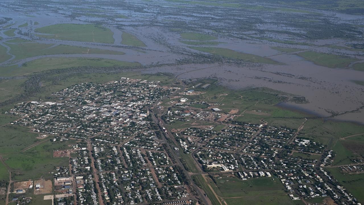 Ariel view of flood waters around the town of Longreach