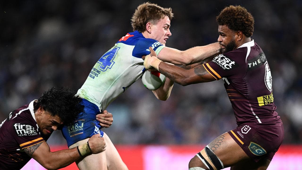 Lachlan Galvin had his hands full with Brisbane's Ezra Mam.