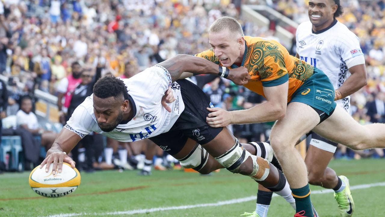 Lekima Tagitagivalu scores.