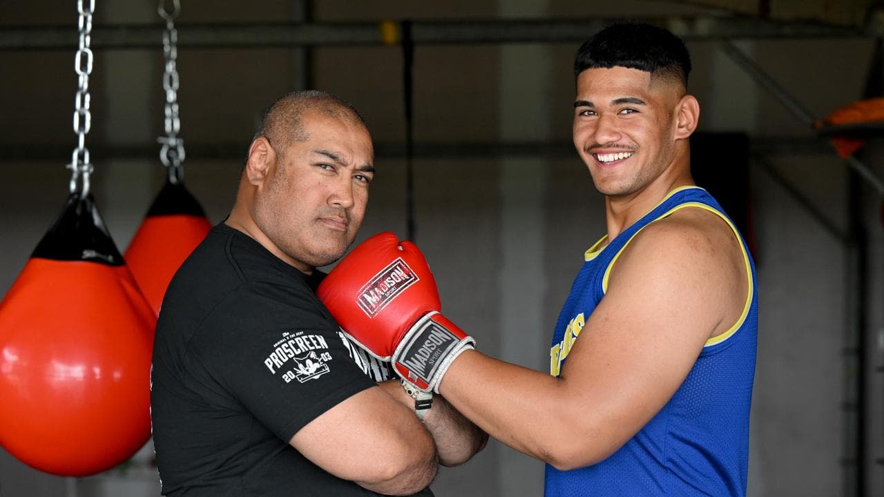 (L-R) Alex Leapai Snr and his son Alex.
