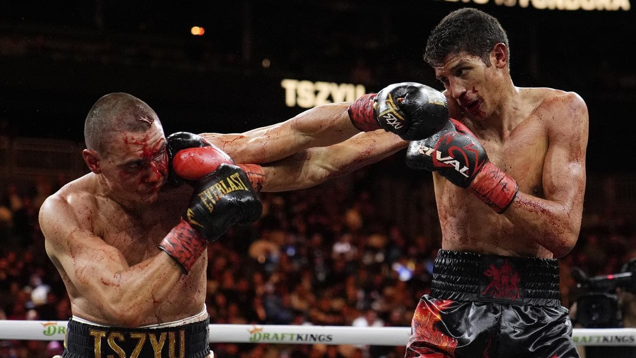 (L-R) Tim Tszyu and Sebastian Fundora.