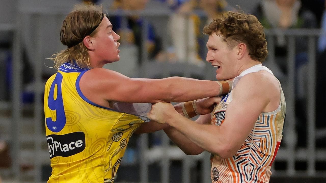 (L-R) Haryley Reid and Tom Green.