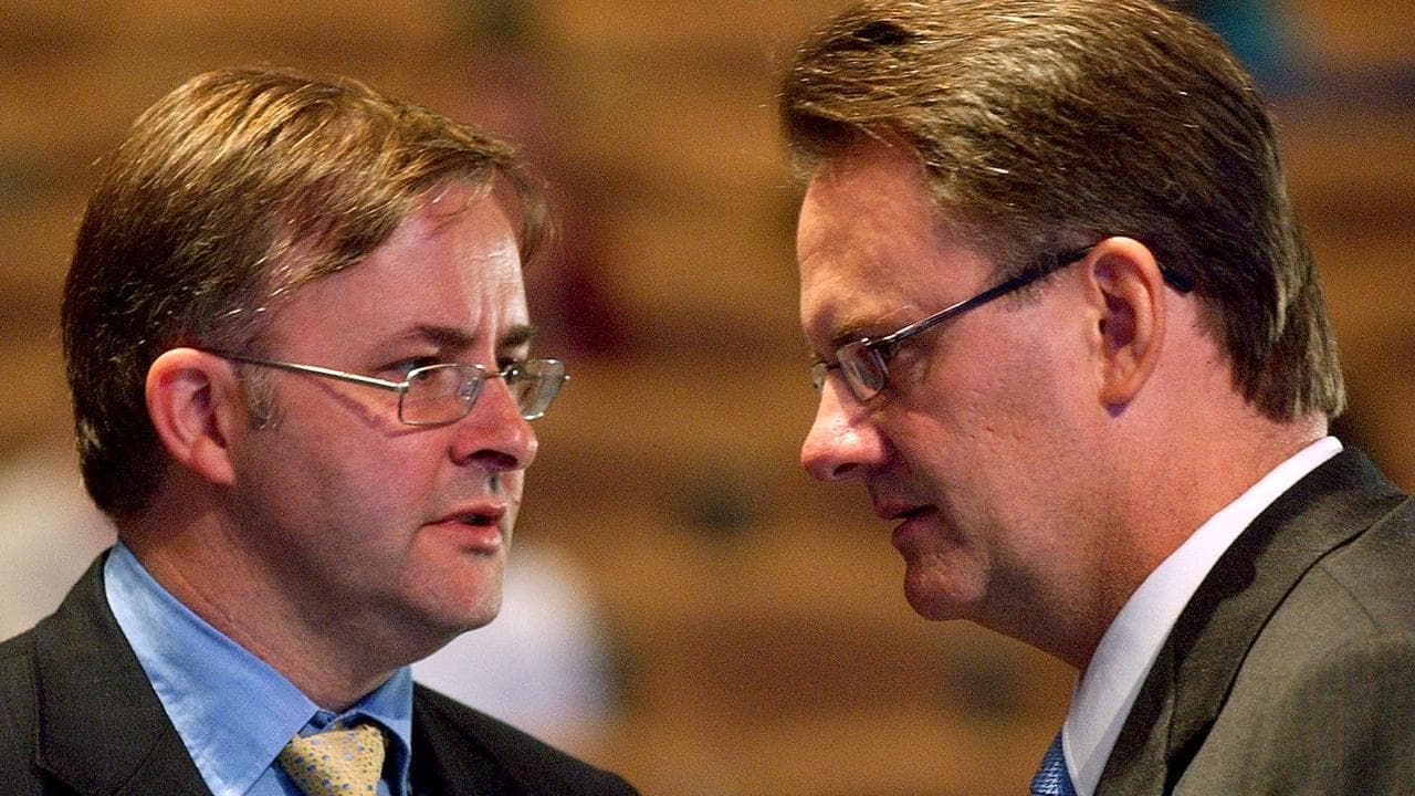 Anthony Albanese and Mark Latham in 2004