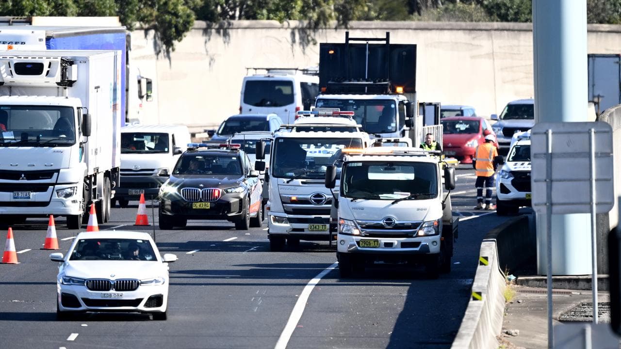 SYDNEY MOTORWAY CRASH