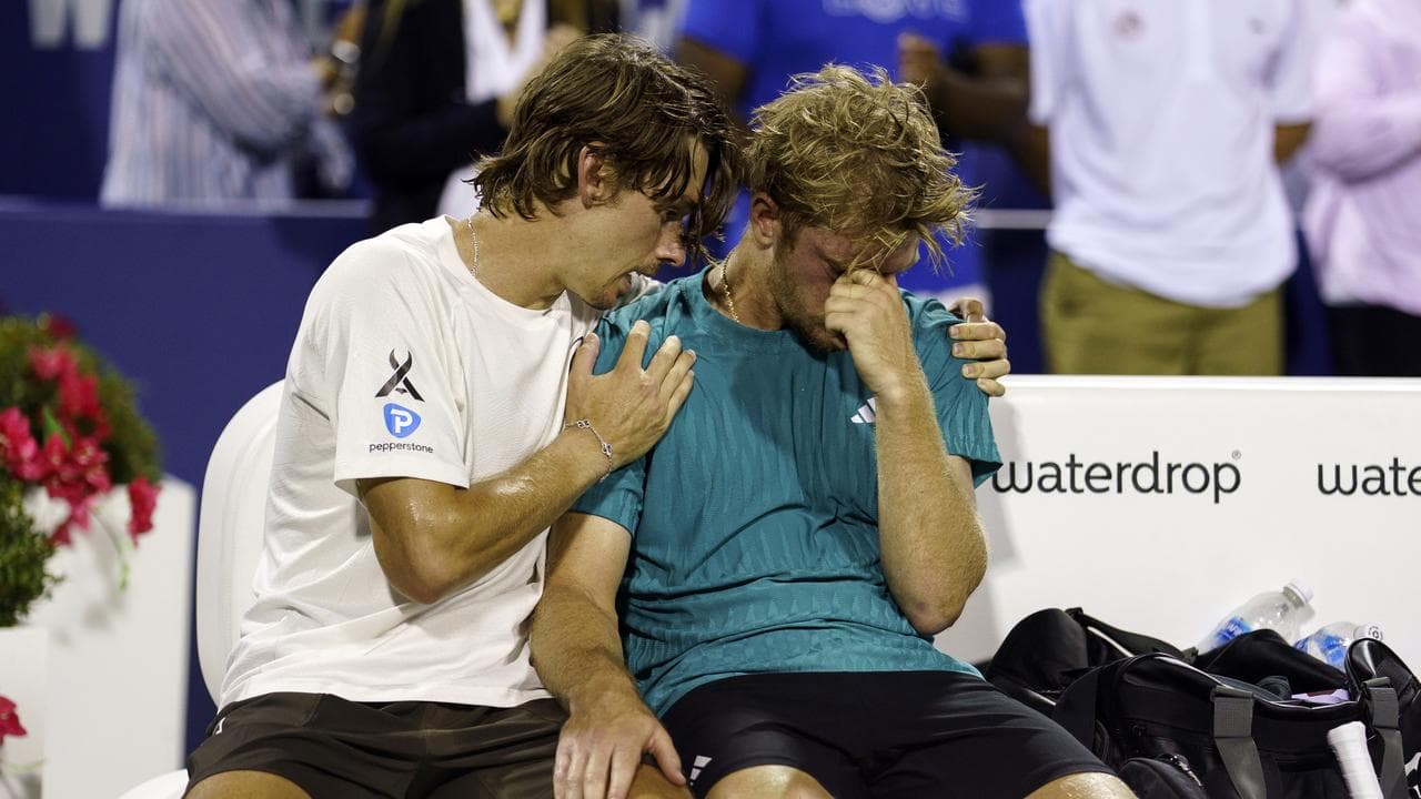 (L-R) Alex de Minaur and Alejandro Davidovich Fokina.