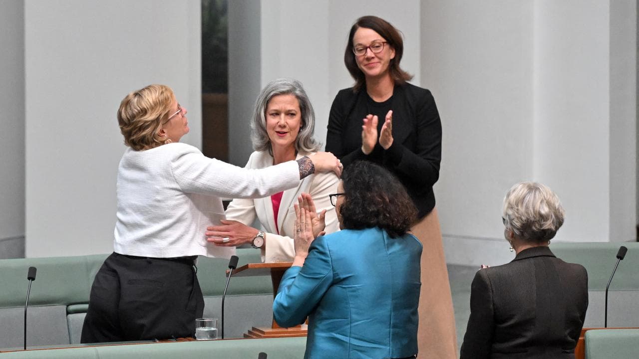 Nicolette Boele and other independents