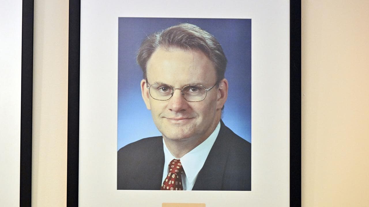 Portrait of Mark Latham