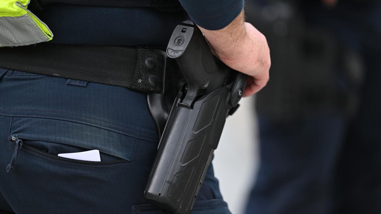 VICTORIA POLICE WEAPONS SEARCHES