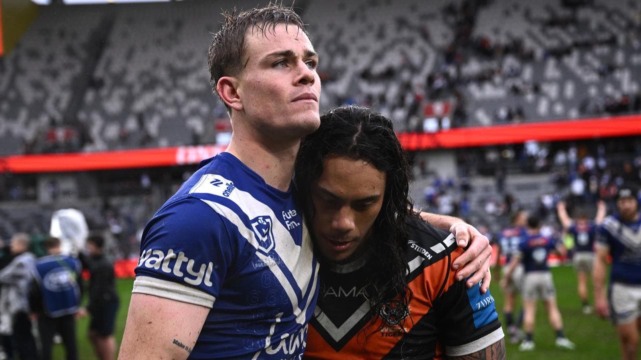 Lachlan Galvin catches up with former teammate Jarome Luai.