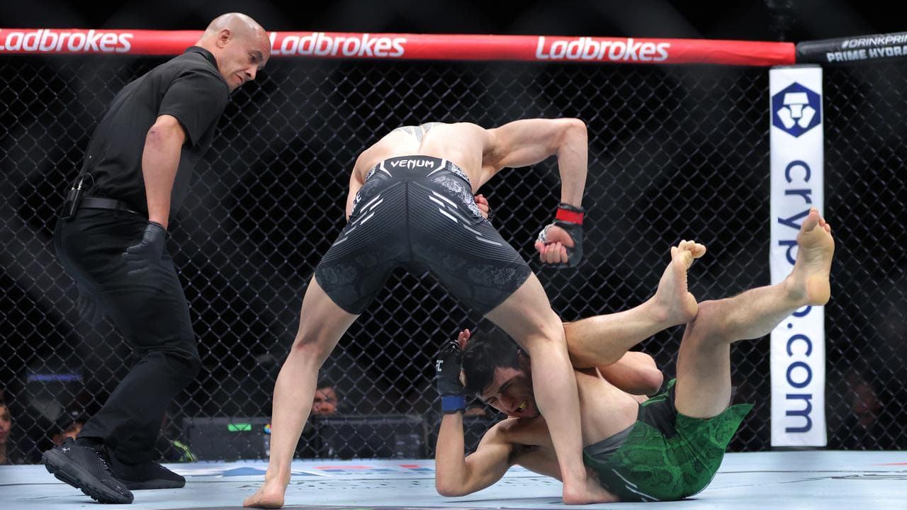 (L-R) Kai Kara-France and Steve Erceg.