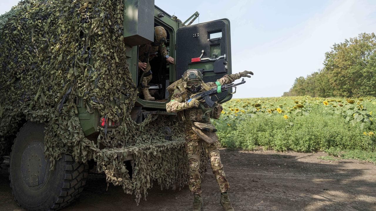 A Ukrainian National Guard serviceman