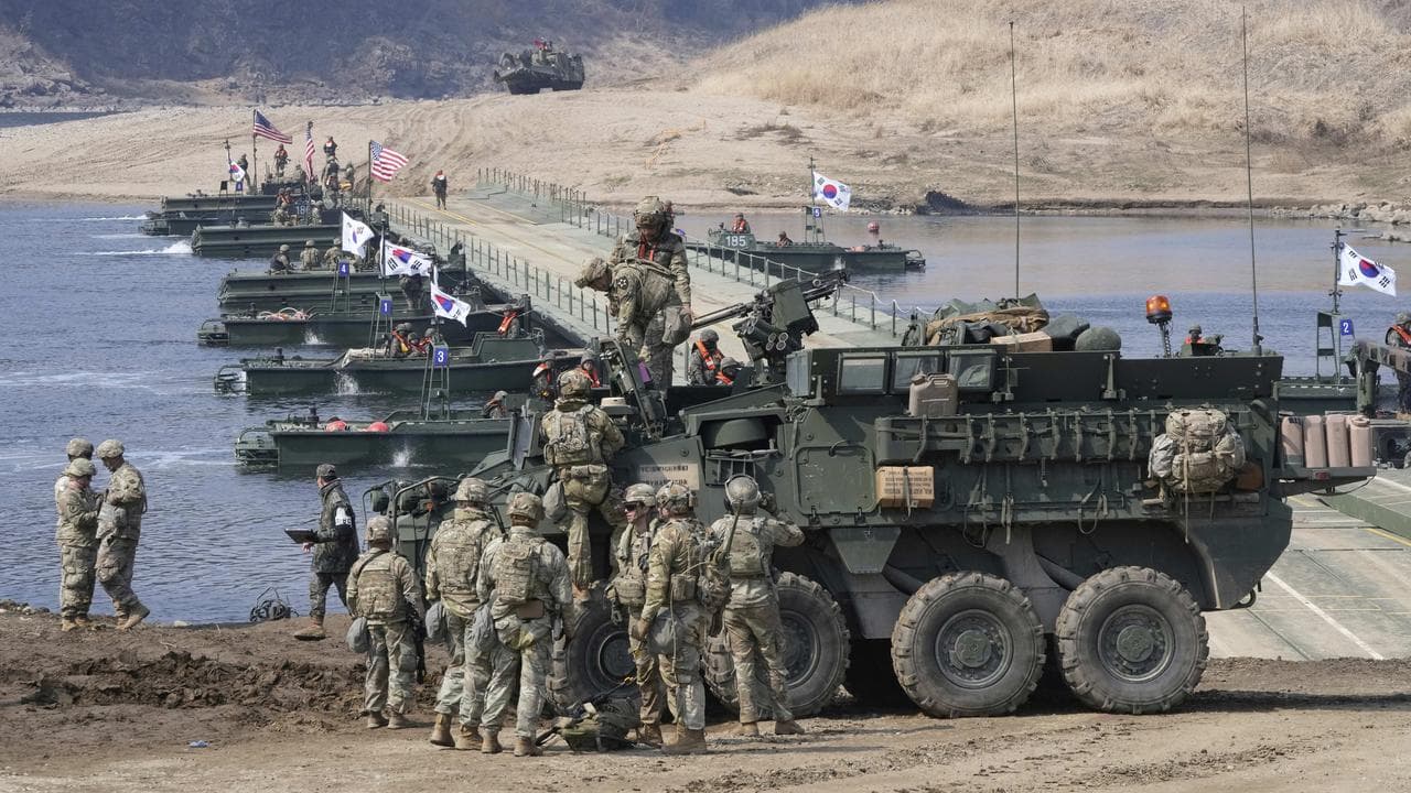 South Korean and United States soliders