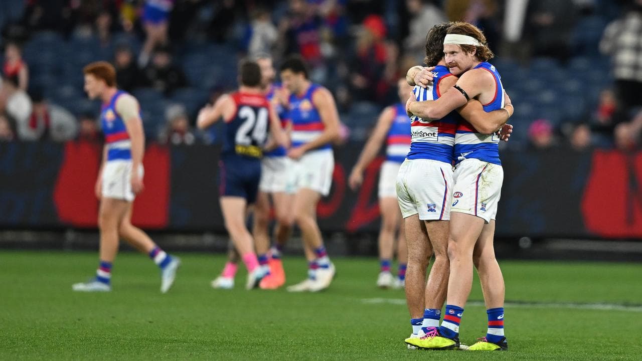 Celebrating Western Bulldogs players.
