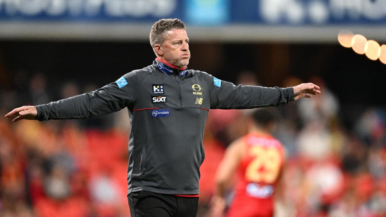 Suns coach Damien Hardwick