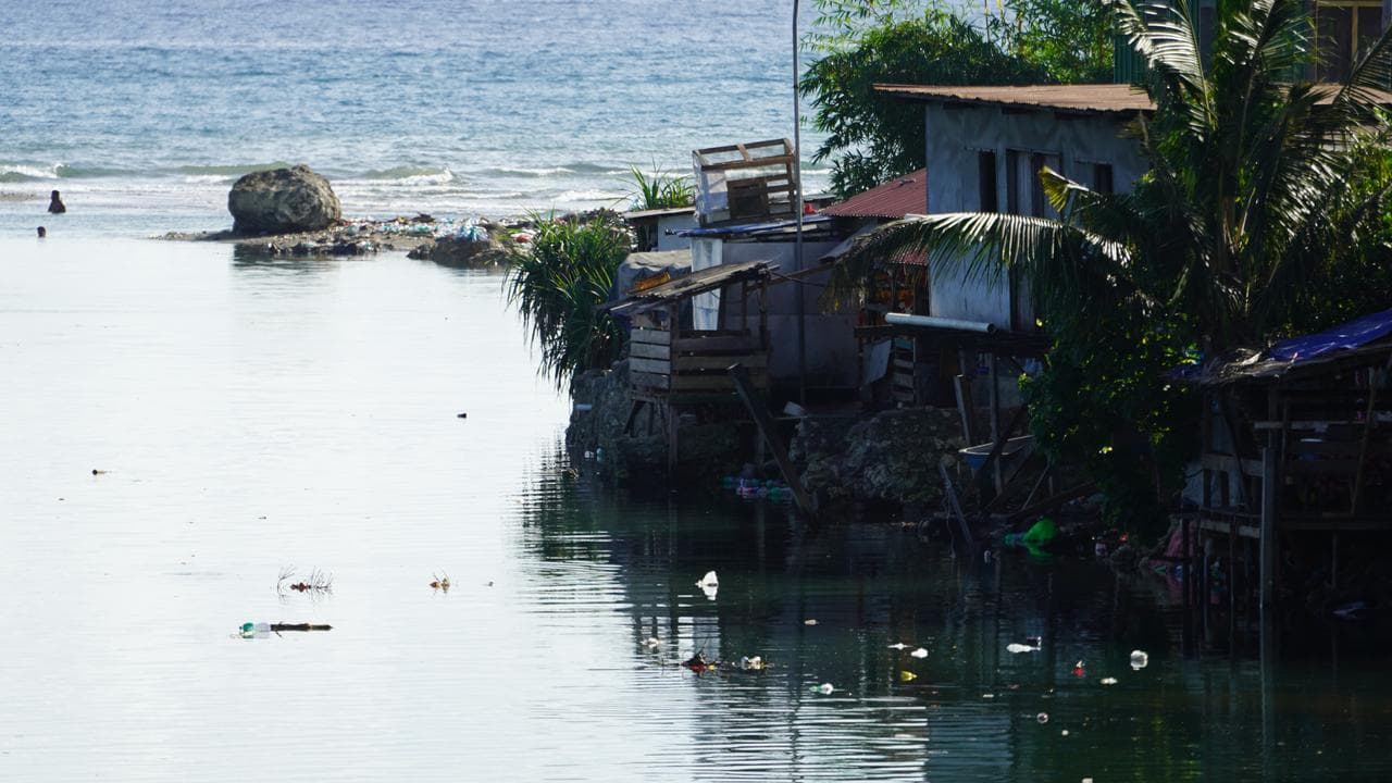Houses by the coast in Honiara