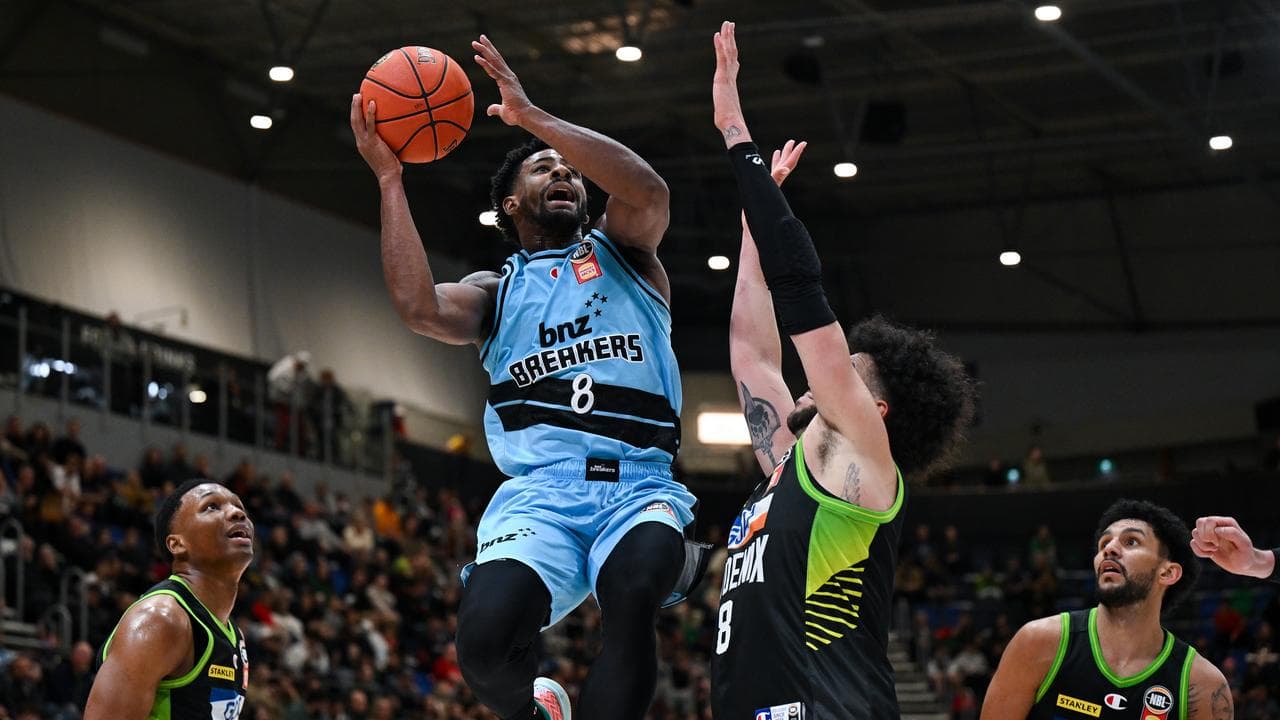 (L-R) Izaiah Brockington and DJ Mitchell.