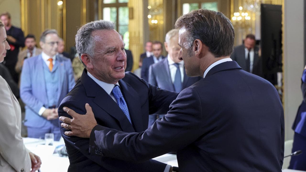 Steve Witkoff greets Emmanuel Macron at the Elysee Palace
