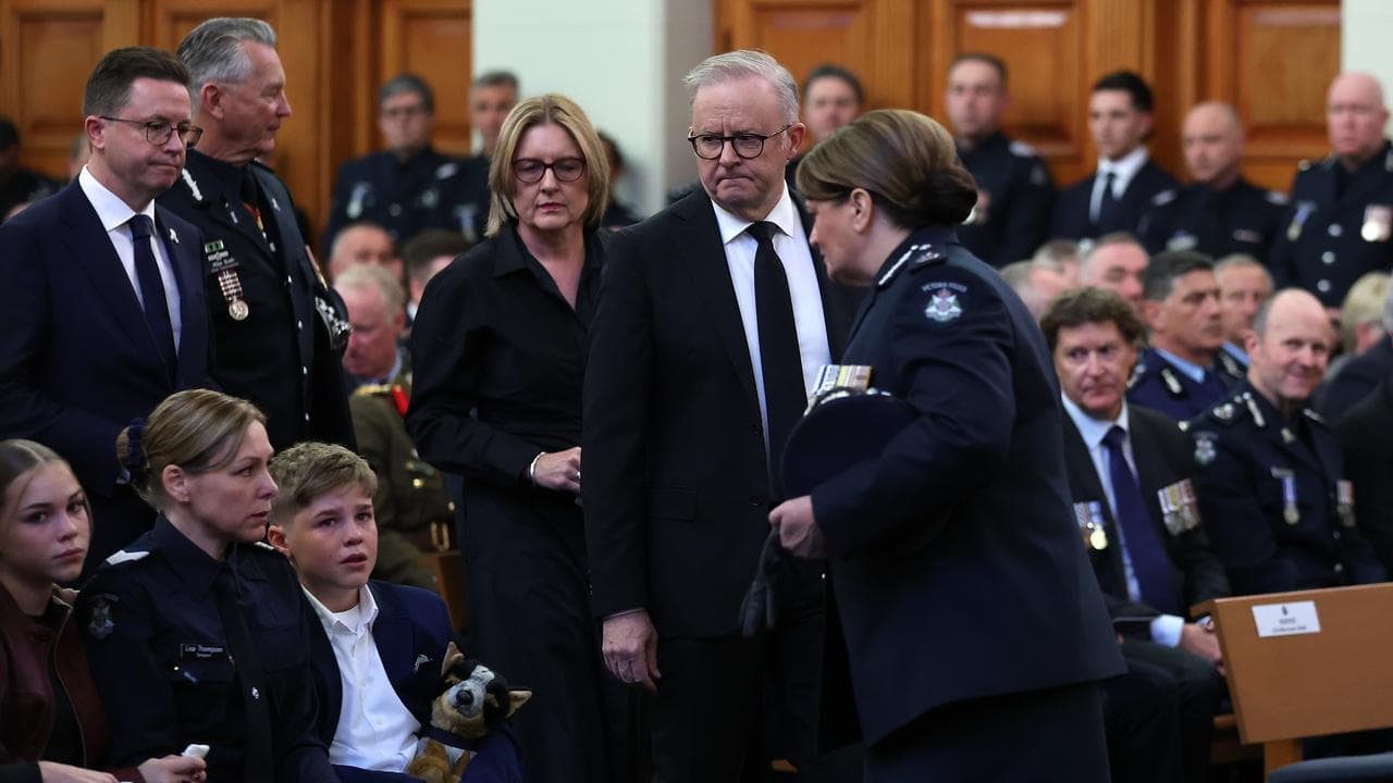 Anthony Albanese arrived for the service with Premier Jacinta Allan.