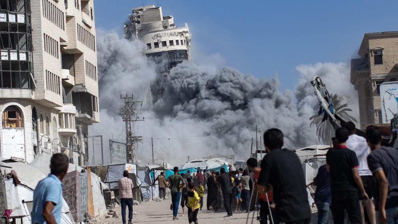 Israel strikes high-rise in Gaza City