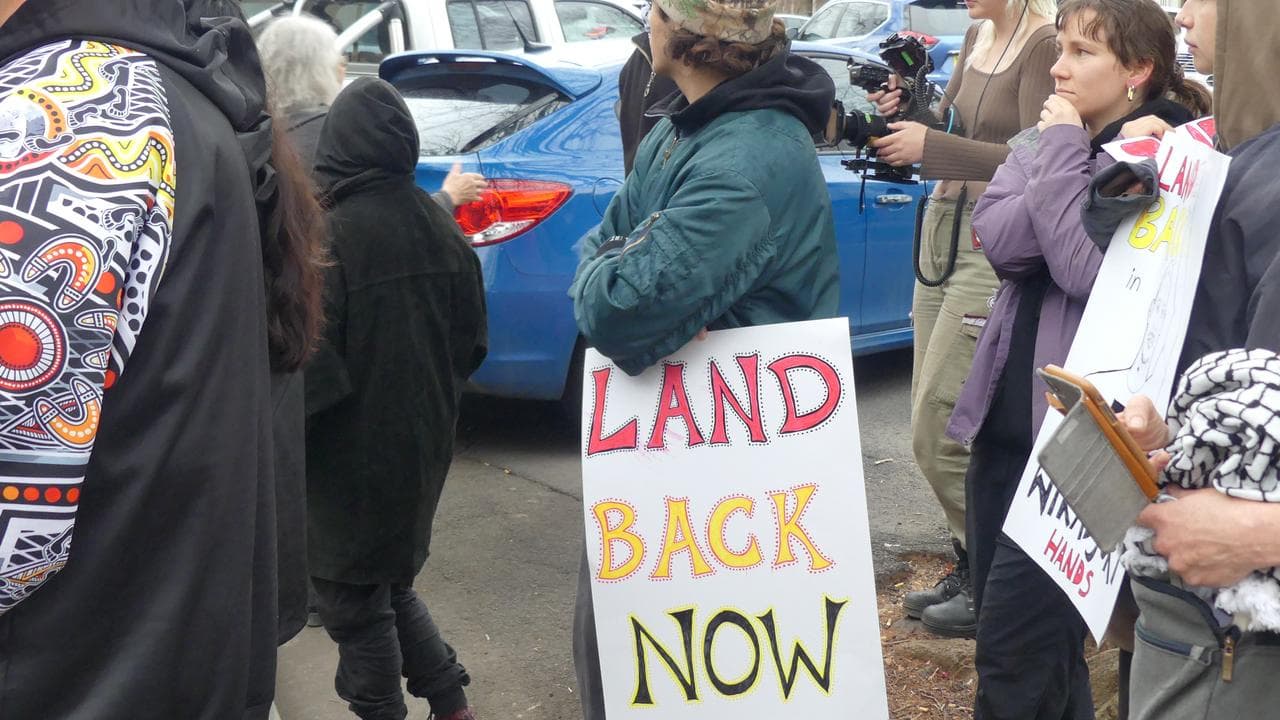 Supporters of Paul Wayne Towney outside the Orange Local Court