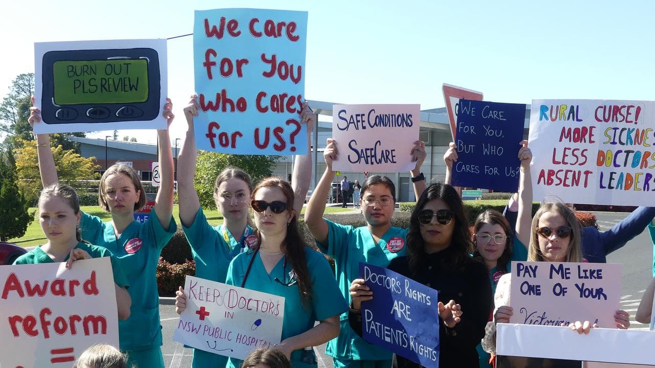 Doctors strike outside Orange Health Service