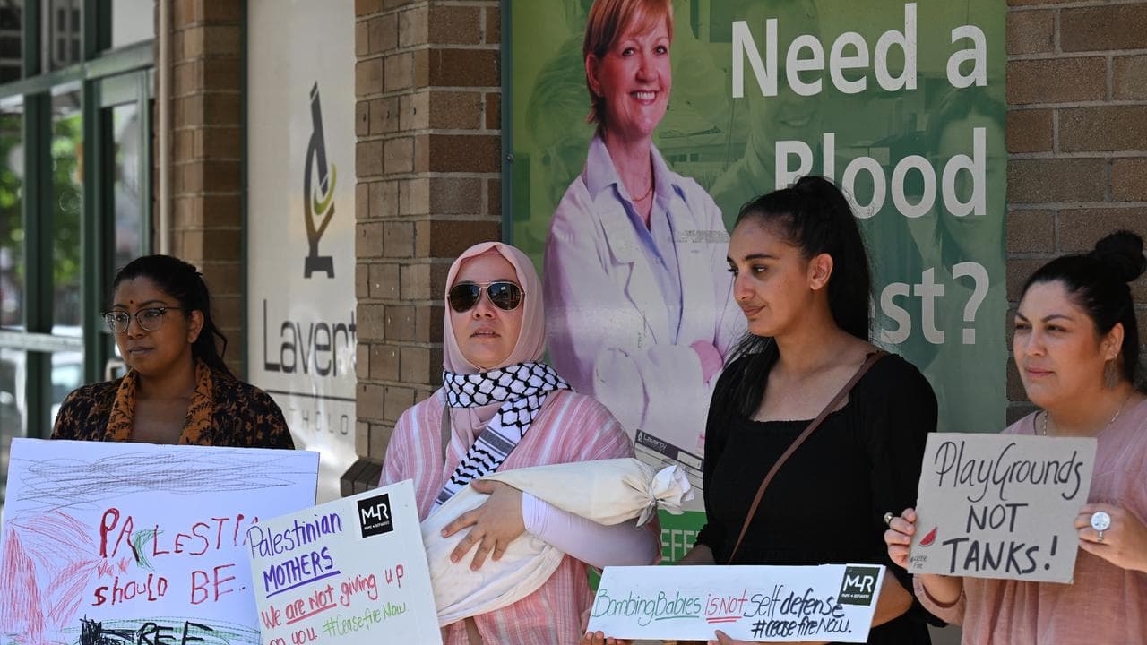 MUMS4REFUGEES RALLY ANTHONY ALBANESE