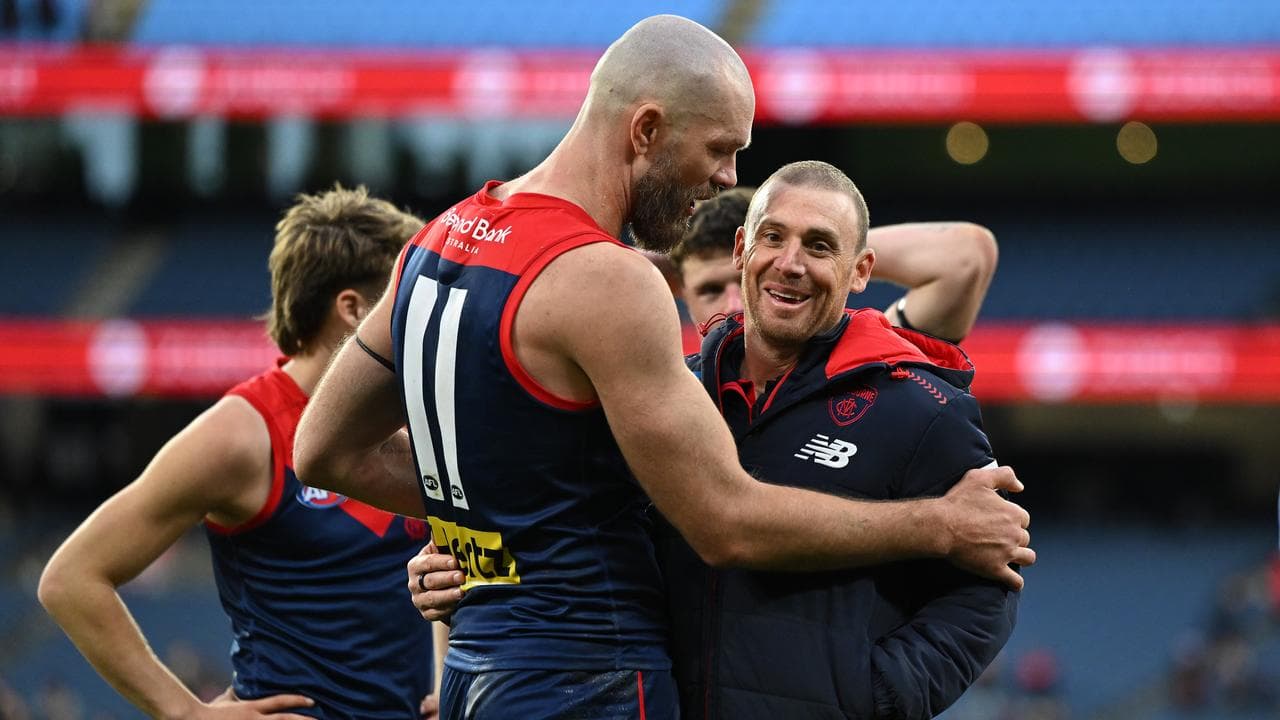 (L-R) Max Gawn with Simon Goodwin.