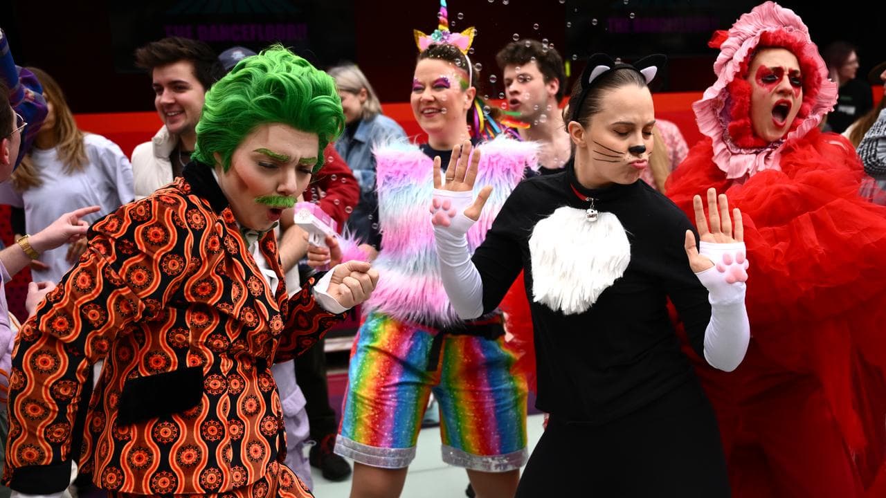 Dancers use an interactive kinetic dancefloor