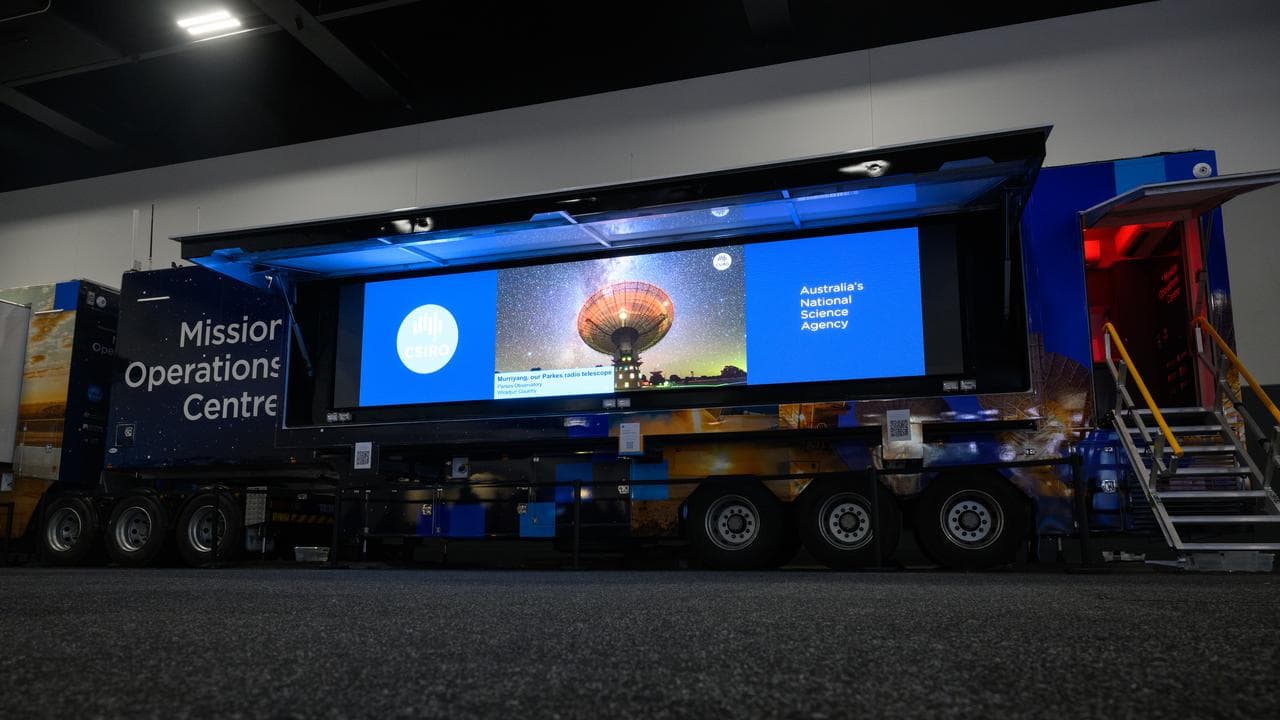 The CSIRO’s Mobile Mission Operations Centre