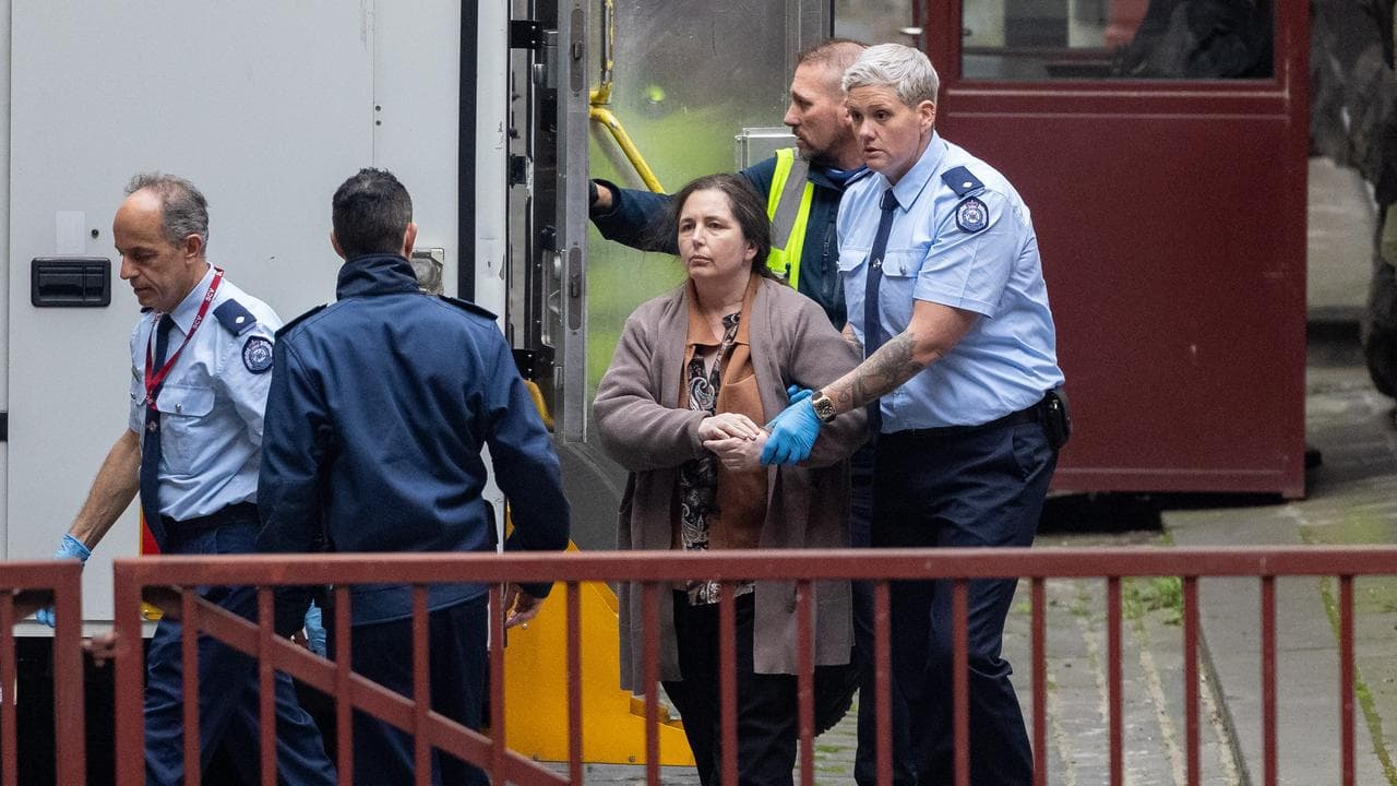 Erin Patterson arrives at Supreme Court of Victoria (ile image)