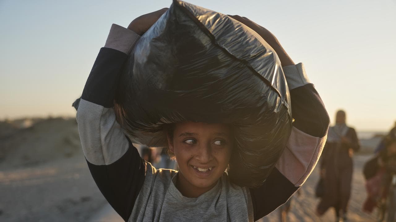 A displaced Palestinian girl