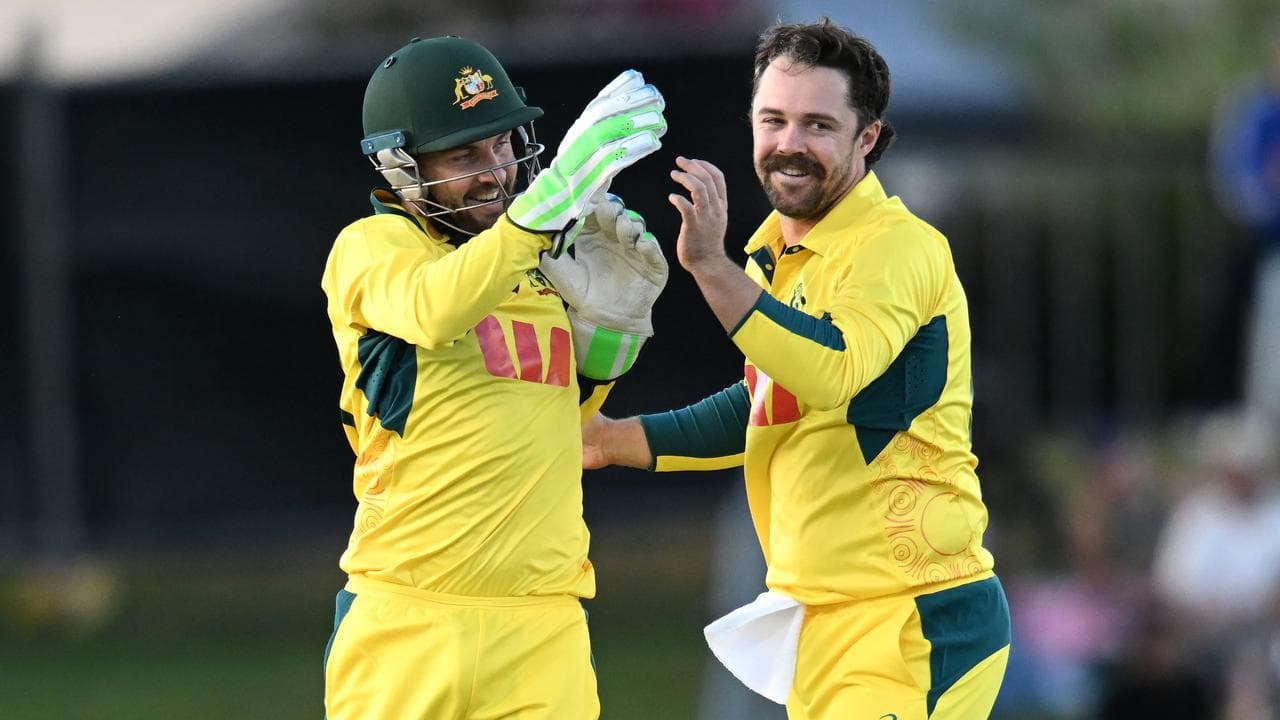 (L-R) Josh Inglis and Travis Head.