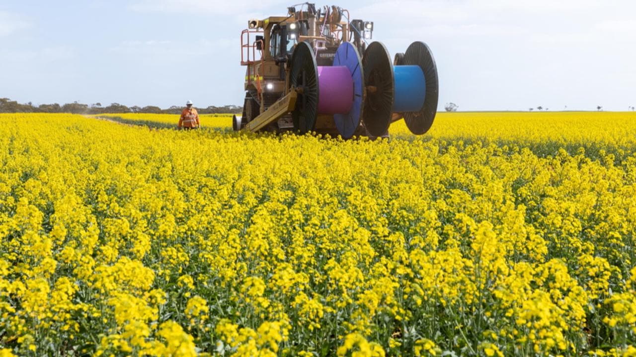 TELSTRA FIBRE NETWORK