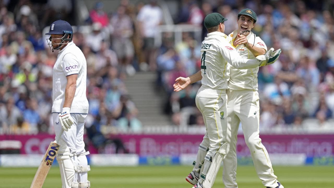 (L-R) Jonny Bairstow, Alex Carey and Pat Cummins.