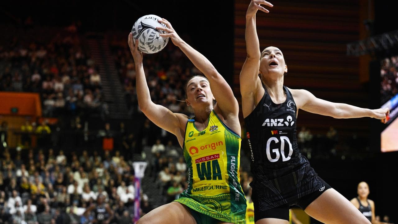 (L-R) Liz Watson and Karin Burger.