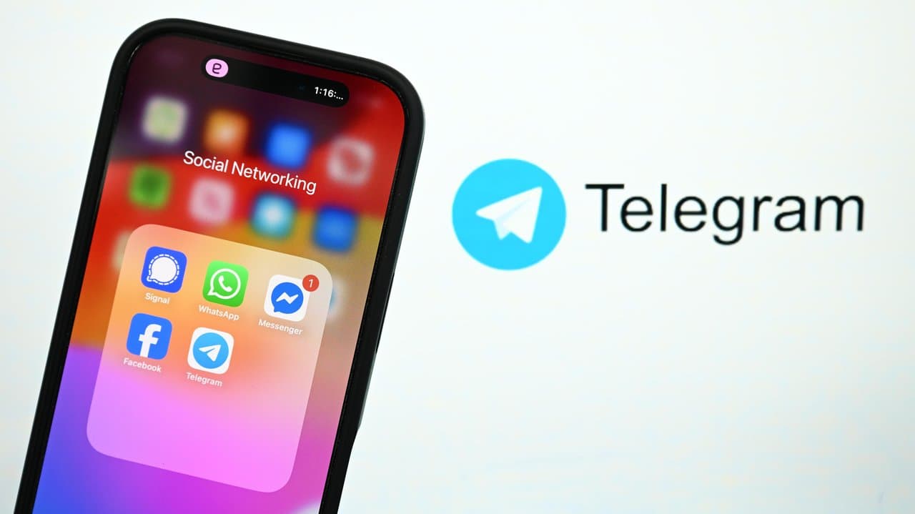 Social networking apps displayed on a phone (file image)