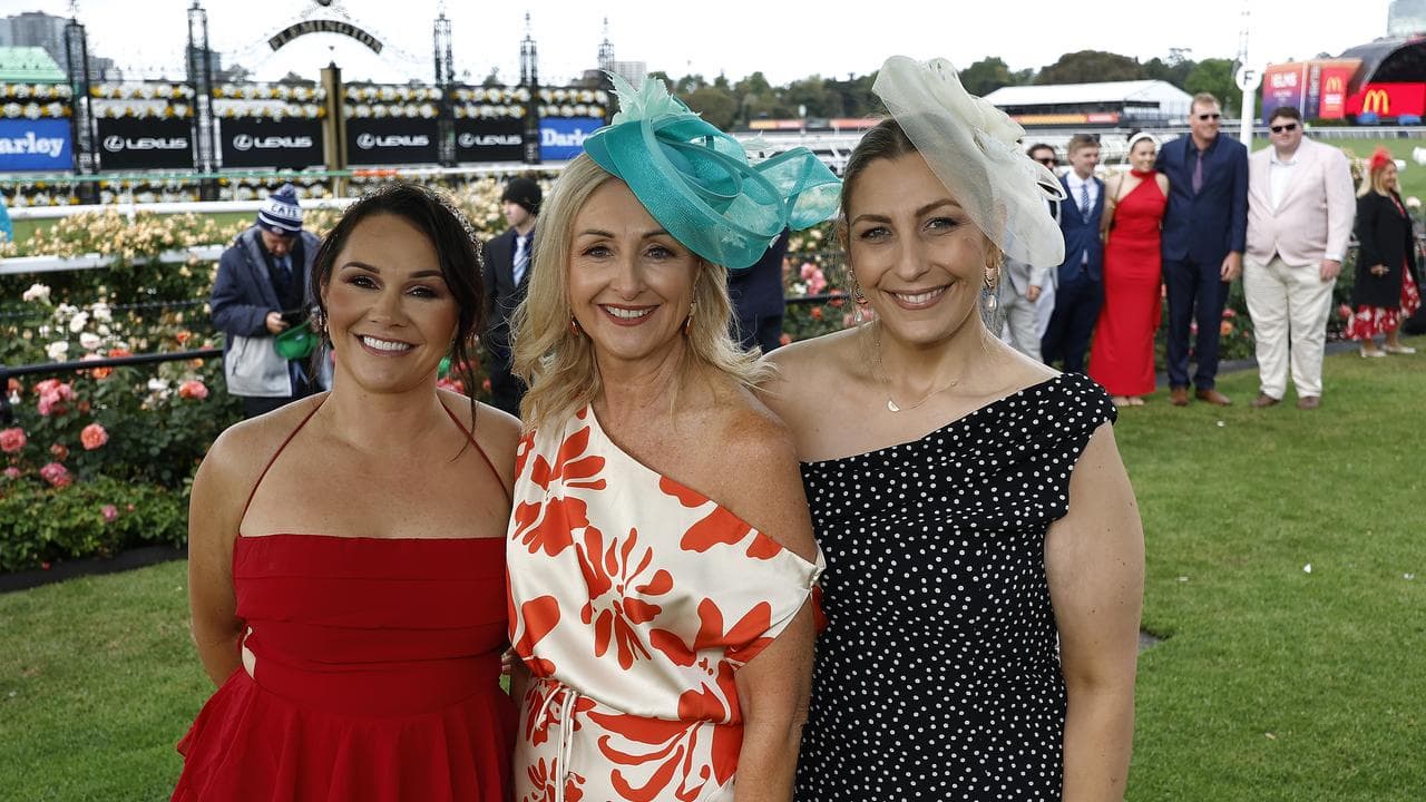 Tiffany Price, Linda Kerr, Tamara Farrelley at Flemington Racecourse