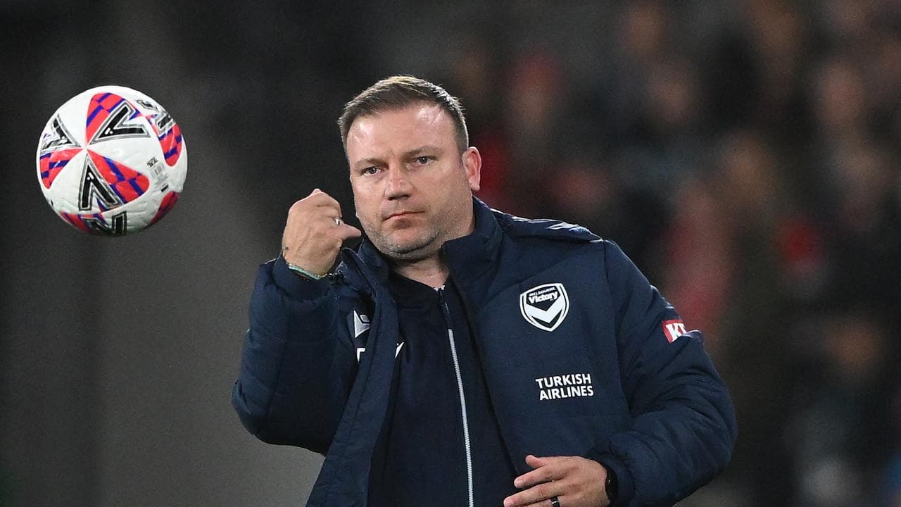 Melbourne Victory coach Arthur Diles