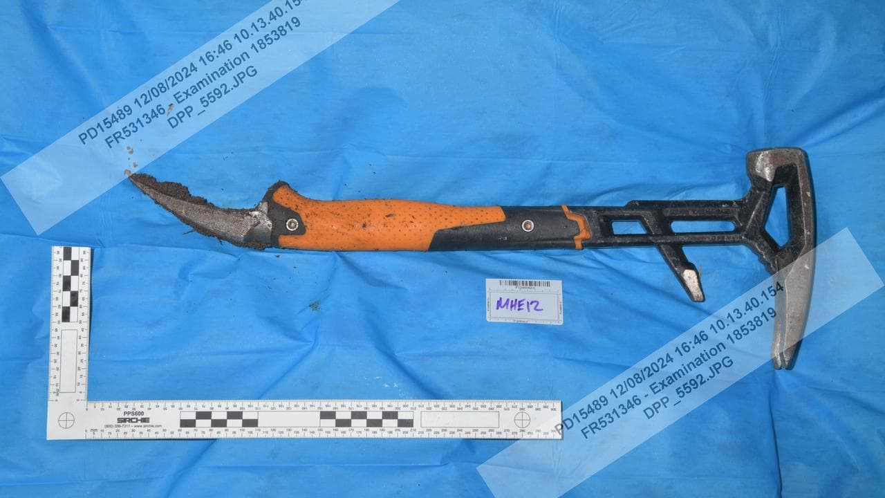 The demolition hammer