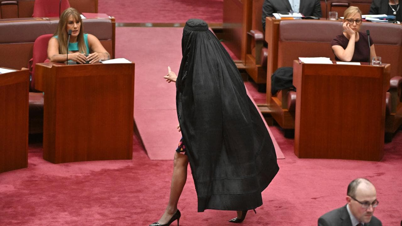 Pauline Hanson in burqa