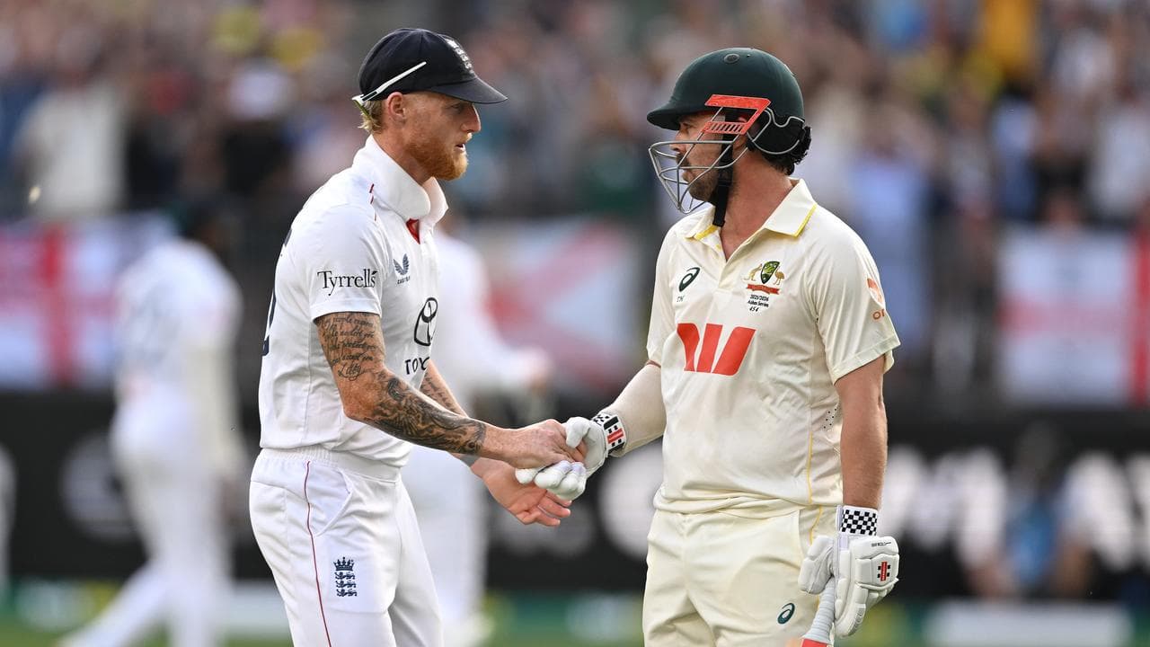 Ben Stokes congratulates Travis Head.