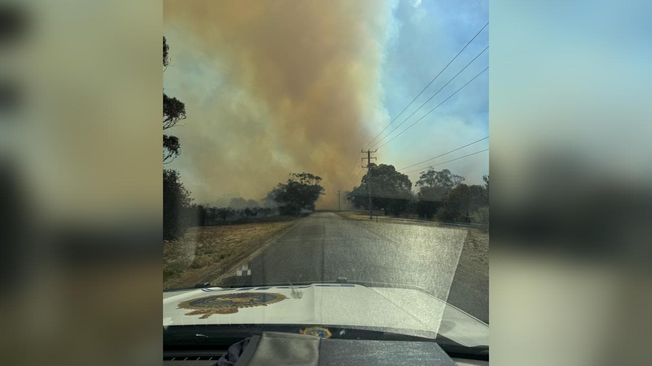 Smoke from a bushfire near Dolphin Sands